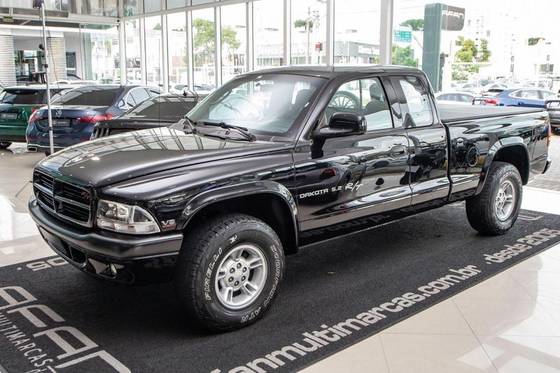 DODGE DAKOTA 5.2 R/T 4X2 CE V8 16V GASOLINA 2P AUTOMÁTICO DODGE DAKOTA 5.2 R/T 4X2 CE V8 16V GASOLINA 2P AUTOMÁTICO